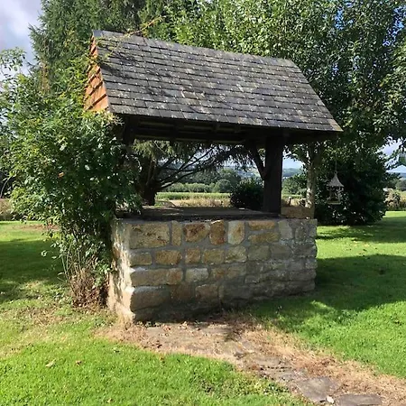Jasmin With Seasonal Swimming Pool Vakantiehuis *