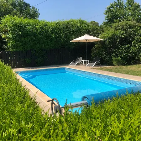 Jasmin With Seasonal Swimming Pool