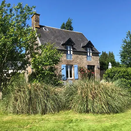 בית נופש Jasmin With Seasonal Swimming Pool *