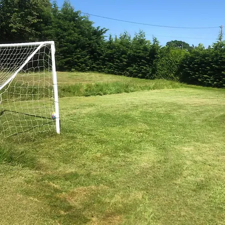 Jasmin With Seasonal Swimming Pool *